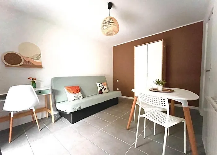Апартаменты Le Pavillon Cosy & Terrasse Proche Bordeaux